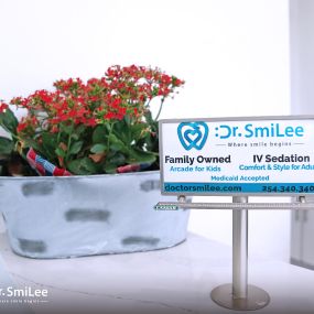 Dr. SmiLee - Cosmetic Family Emergency dentistry of Waco, TX 76710