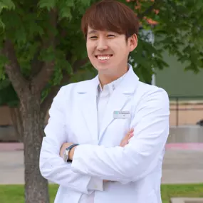 Dr. SmiLee - Cosmetic Family Emergency dentistry of Waco, TX 76710