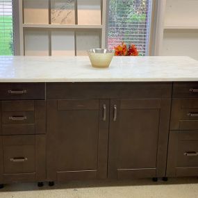 Get a Free Vanity With a Full Kitchen Installation