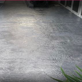 stamped concrete, stained concrete, dark color stamped concrete, stamped pattern,