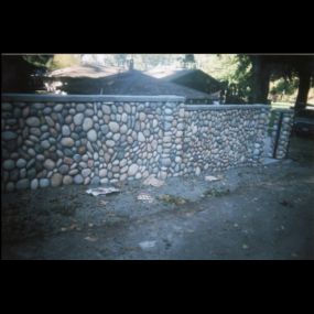 Rock retaining walls, terrace retaining walls, natural rock walls