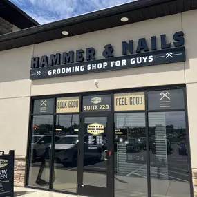 Bild von Hammer & Nails Columbus - Lewis Center