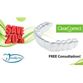 Clear Correct Straightens Teeth With Invisible Braces