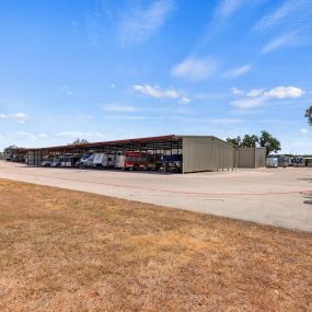 5 Star Boat and RV Storage Covered Trailer Storage in Georgetown, TX Storage Units