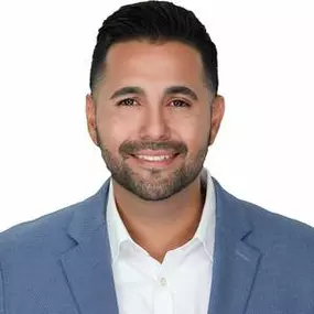 Bild von Carlos A Caicedo, PA | LCRE Group RE/MAX Direct