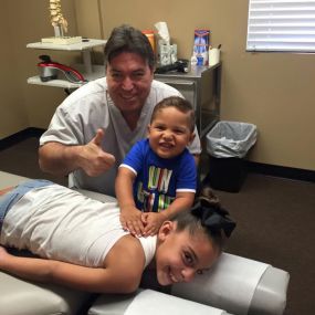 Bild von Dr. Ted W. Peña - Chiropractor