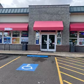 Bild von CoinFlip Bitcoin ATM - Community Market (Eugene)