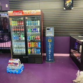 Bild von CoinFlip Bitcoin ATM - Top Shelf Smoke and Vape (Glendale)