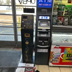 Bild von CoinFlip Bitcoin ATM - Village Party Store (Lansing)