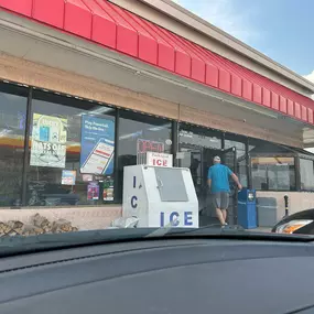 Bild von CoinFlip Bitcoin ATM - Benbrook Food Mart (Benbrook)