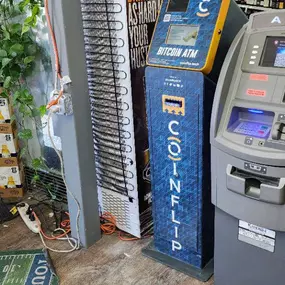 Bild von CoinFlip Bitcoin ATM - Hoffman Heights Liquor (Aurora)