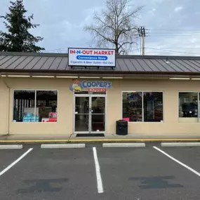 Bild von CoinFlip Bitcoin ATM - In-N-Out Market (Camas)