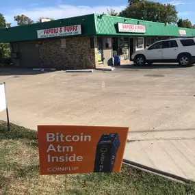 Bild von CoinFlip Bitcoin ATM - Vapors & Puffs (McKinney)