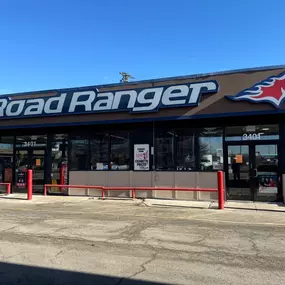Bild von CoinFlip Bitcoin ATM - Road Ranger (Chicago)