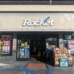 Bild von CoinFlip Bitcoin ATM - Rocket #125 (La Habra)