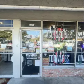 Bild von CoinFlip Bitcoin ATM - Wild Side Smoke Shop (Simi Valley)