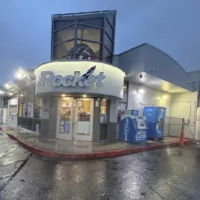 Bild von CoinFlip Bitcoin ATM - Rocket #5605 (Los Angeles)