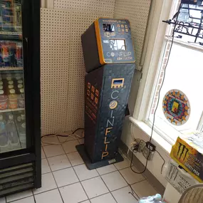 Bild von CoinFlip Bitcoin ATM - Royal Gas & Auto Service (Fairfax)