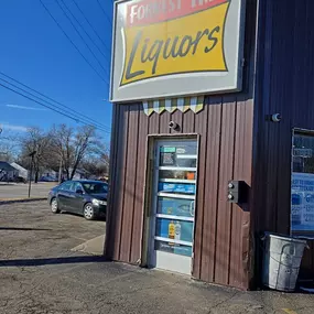 Bild von CoinFlip Bitcoin ATM - Forrest Hill Liquors (Peoria)