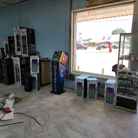 Bild von CoinFlip Bitcoin ATM - Phones and Smokes City (Houma)