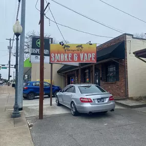 Bild von CoinFlip Bitcoin ATM - Sharks Wholesale Smoke & Vape Shop (Gallatin)
