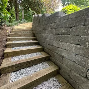 retaining wall installation