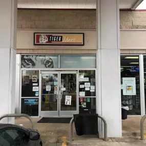 Bild von CoinFlip Bitcoin ATM - Tiger Mart #33 (Cleburne)