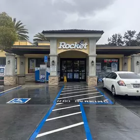 Bild von CoinFlip Bitcoin ATM - Rocket #677 (Aliso Viejo)