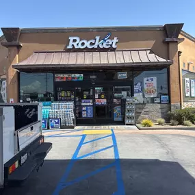 Bild von CoinFlip Bitcoin ATM - Rocket #171 (Los Angeles)