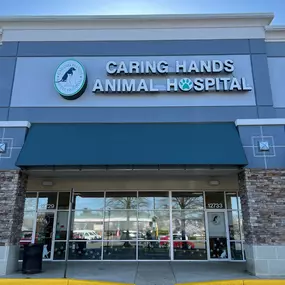 Welcome to Caring Hands Animal Hospital - Bristow