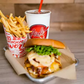 Bild von Aioli Gourmet Burgers - 7th & Bell