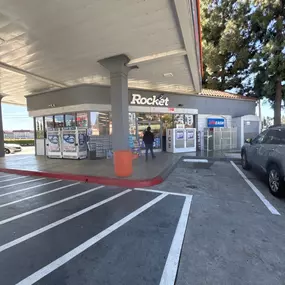 Bild von CoinFlip Bitcoin ATM - Rocket #683 (Placentia)
