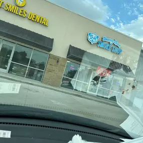 Bild von CoinFlip Bitcoin ATM - Blazing Haze Smoke Shop (Fort Worth)