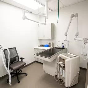 Here's a look into our fully-equipped dental suite!