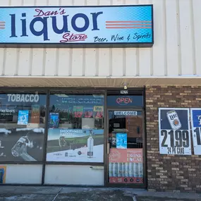 Bild von CoinFlip Bitcoin ATM - Dan's Liquor Store (Plover)