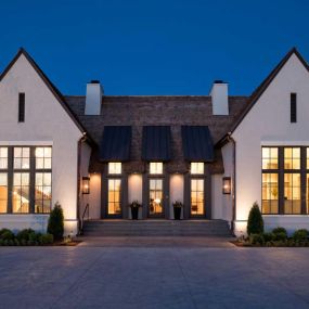 Windows create an even more beautiful looking home. At Scherer Bros. Lumber Co., we can supply you with those windows. We give them to you with all of the features and options that you desire.