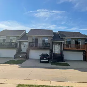 At Armor Construction, from the initial meeting and color product selection to expert installation and the final walkthrough, we focus on service and satisfaction. In the end, you’ll enjoy an updated exterior that provides more attractive curb appeal, better protection against the elements, and increased property value.