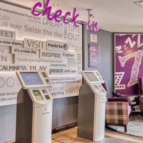 Premier Inn Bury St Edmunds North (A14) reception