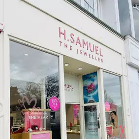 H.Samuel Edinburgh shop front