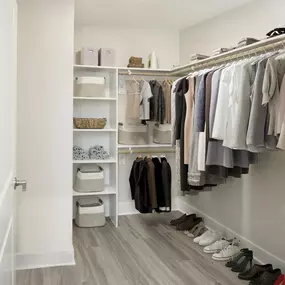 The B2 walk-in closet at Camden Atlantic apartments in Plantation, Florida.