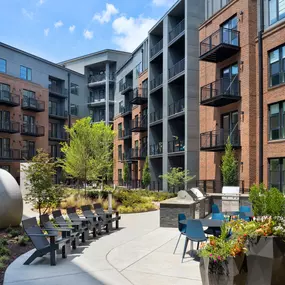 Camden NoDa apartments in Charlotte gathering courtyard