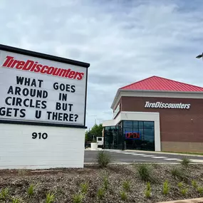 Tire Discounters on 910 Vintage Alcoa Way in Alcoa