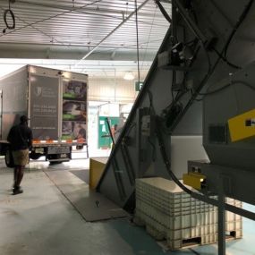 Allegheny Shredders Off-Loading System for Trucks