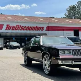 Porterfield Tire Discounters on 2001 Hog Mountain Road in Watkinsville