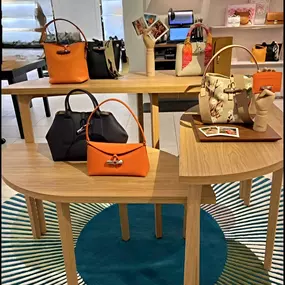 Bild von Longchamp at Nordstrom Oakbrook