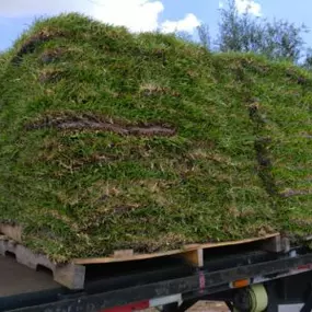 sod pallets on truck