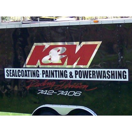 Logotyp från K&M Sealcoating, Painting & Pressure Washing