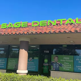 Bild von Sage Dental of Lake Worth Rd. at Turnpike