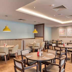 Premier Inn Banbury Town Centre (Castle Quay) restaurant