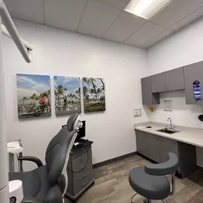 Bild von Sage Dental of Wesley Chapel Specialty Center